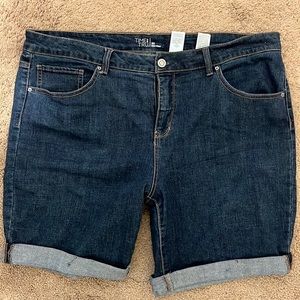 Blue Jean Shorts Size 20 Mid-Rise